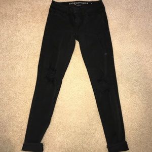 Black American Eagle ripped jeans